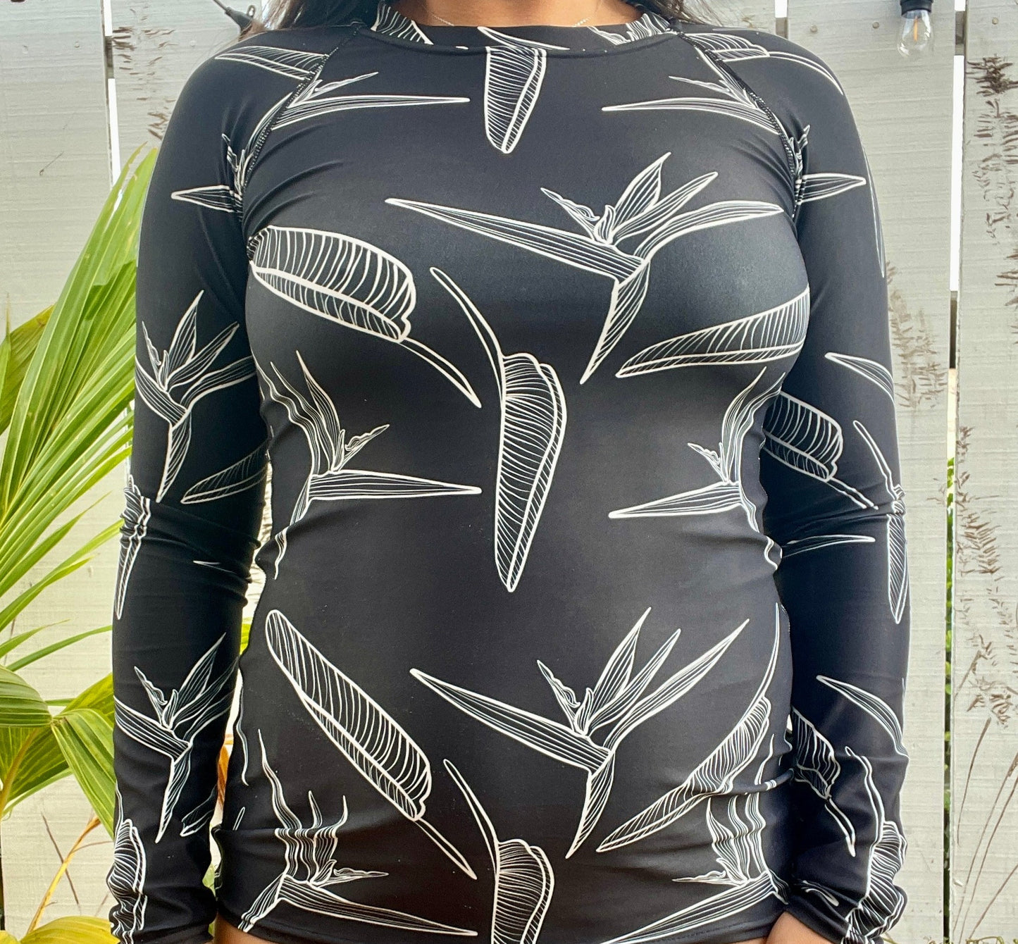 women's paradise rash guard